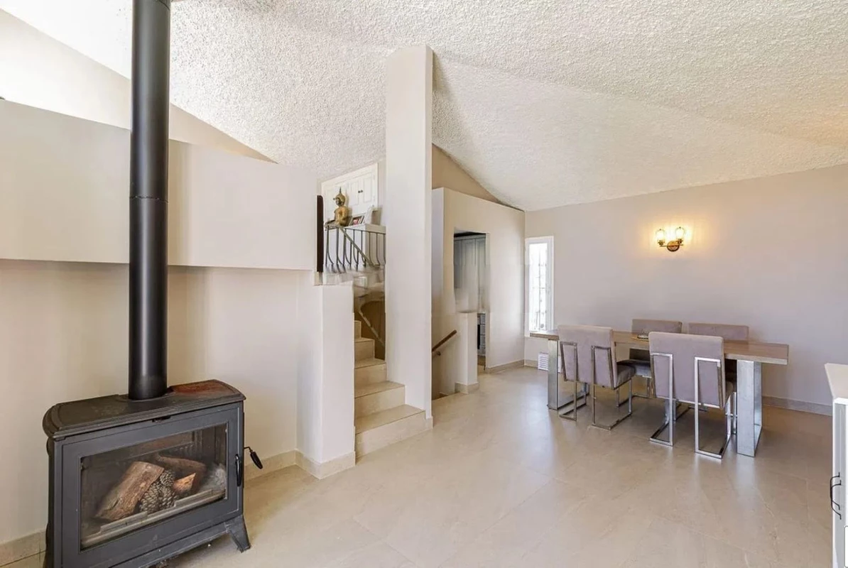 7-aa4cc561180b369757c0bb4af9886cd3