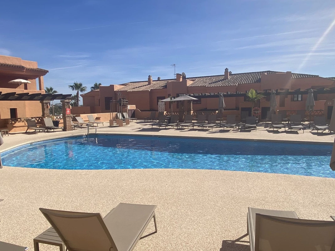 2-5bd7b9d04b45e33852eaf0ec6670150d