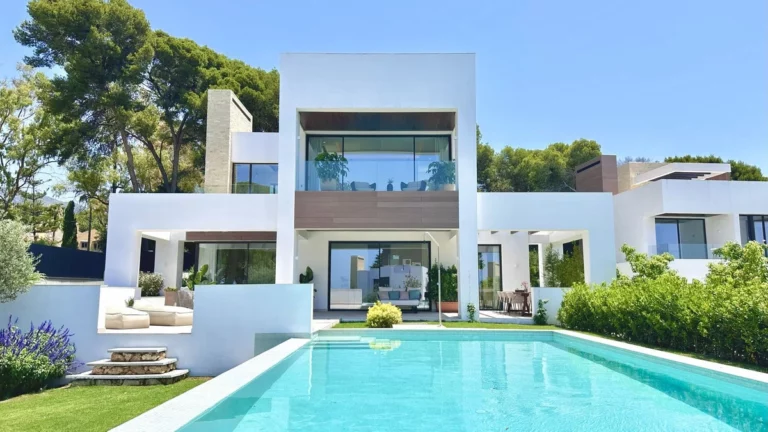 R5187943 | Detached Villa in Marbella – € 4,500,000 – 5 beds, 5 baths