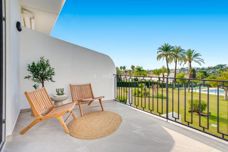 5745MLTH | Town House in Nueva Andalucia – € 1,499,000 – 4 beds, 3 baths