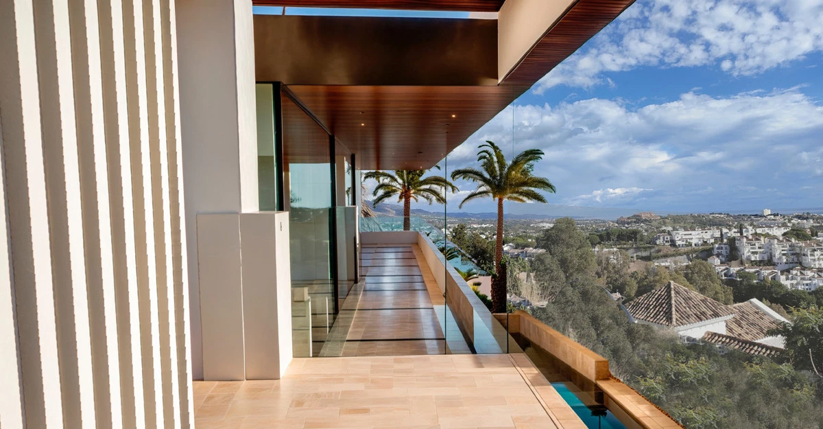 8-e64a9055bba3e77ac8aca3b893cdf826