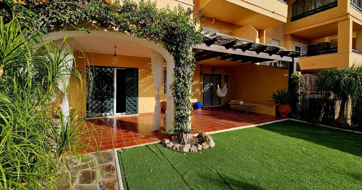 2-5bd7b9d04b45e33852eaf0ec6670150d