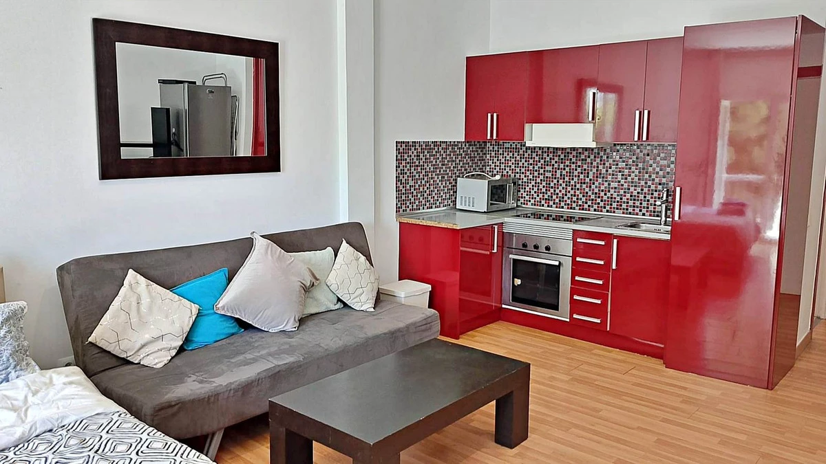 8-e64a9055bba3e77ac8aca3b893cdf826