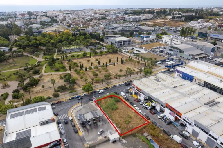 R5167555 | Commercial Plot in San Pedro de Alcántara – € 995,000 – 0 beds, 0 baths