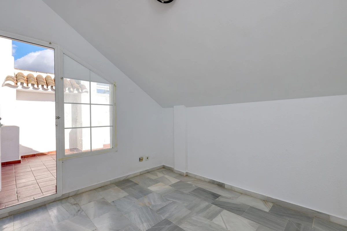 8-e64a9055bba3e77ac8aca3b893cdf826