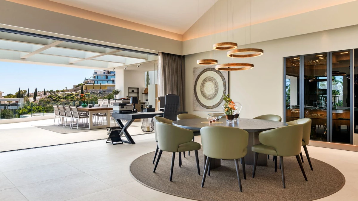 7-aa4cc561180b369757c0bb4af9886cd3