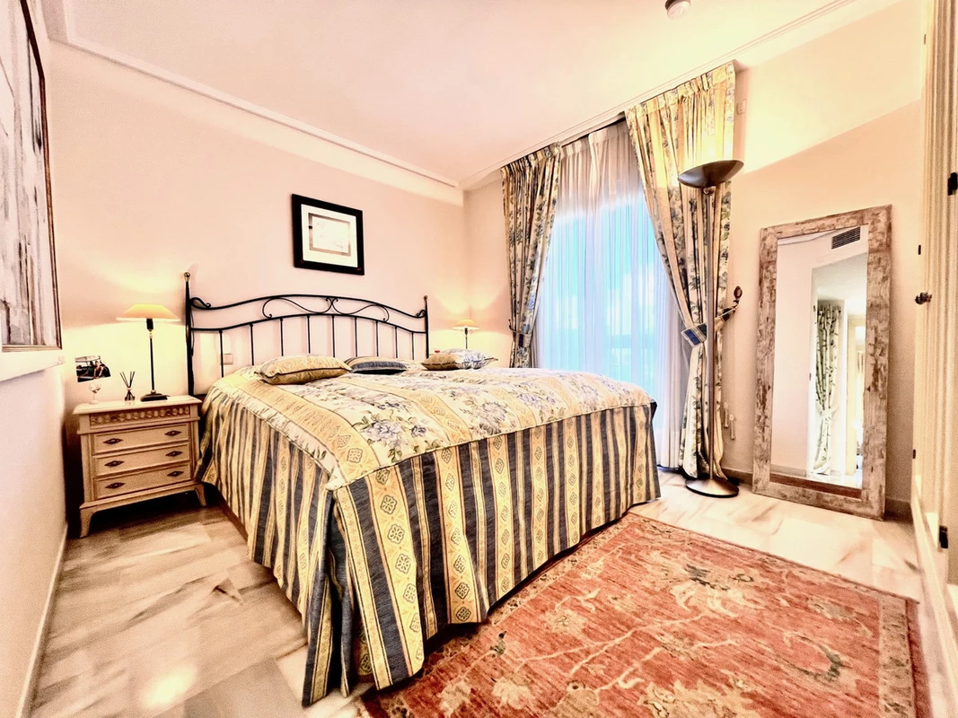 8-e64a9055bba3e77ac8aca3b893cdf826