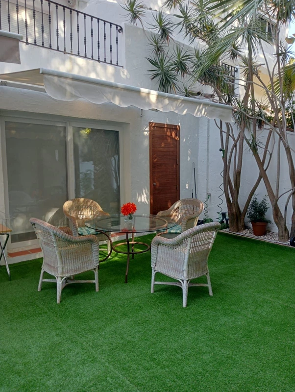 1-7980e48d732b6fc85c14b43b94d2aa54