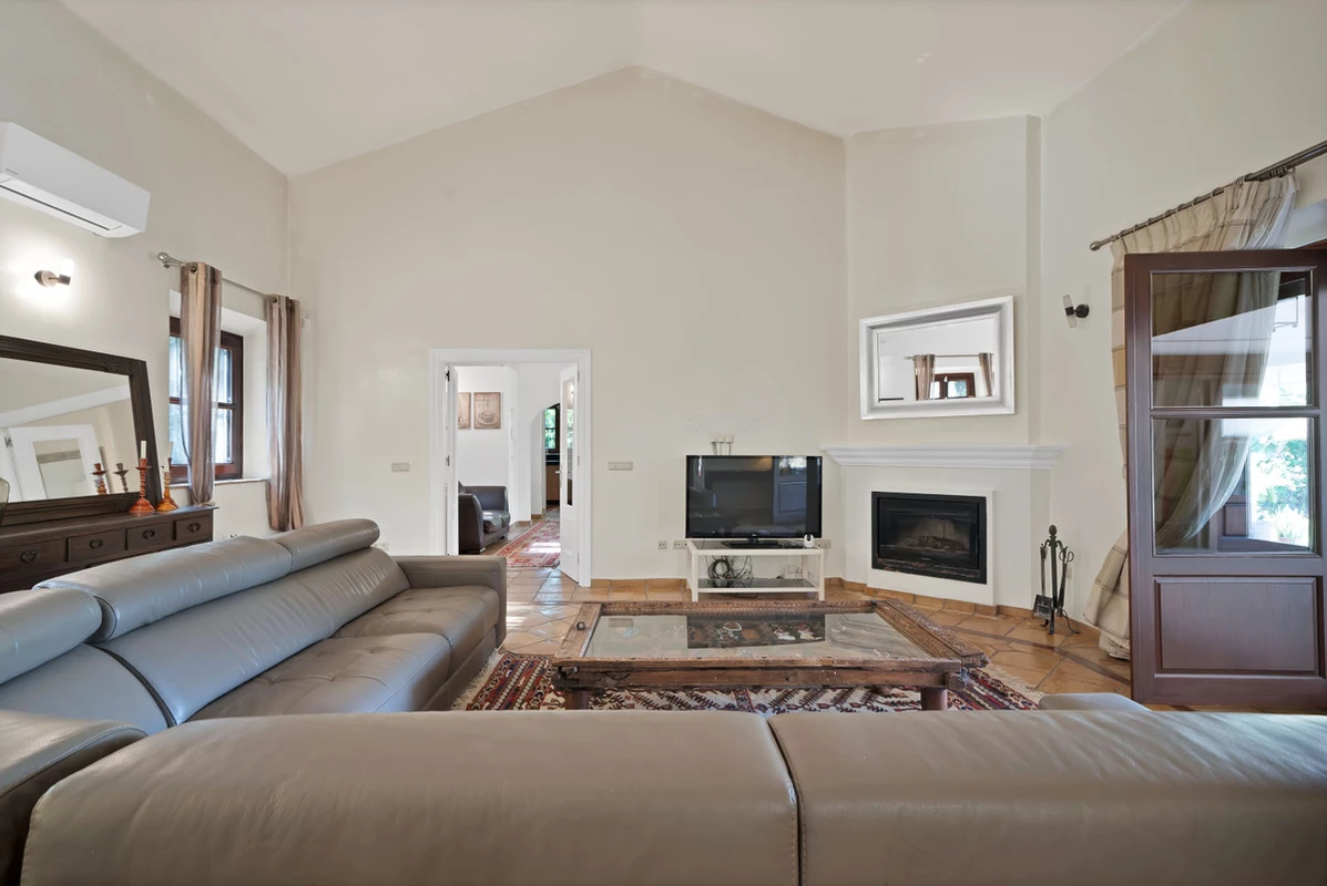 4-c23c0f86247804fa50226aecd8b0b2c8