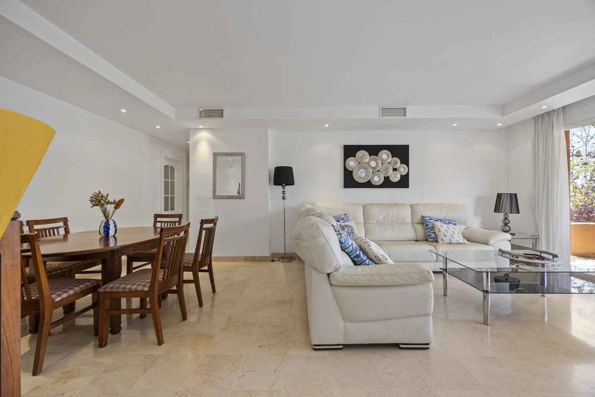 7-aa4cc561180b369757c0bb4af9886cd3