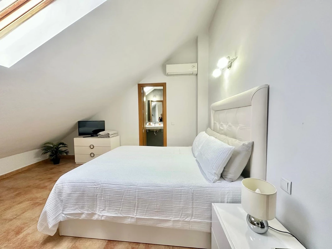 4-c23c0f86247804fa50226aecd8b0b2c8