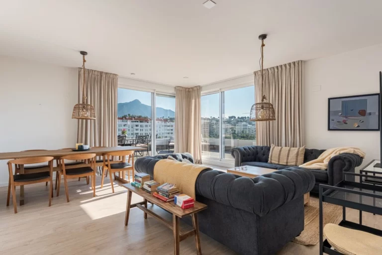 R5189335 | Penthouse in Nueva Andalucía – € 590,000 – 3 beds, 2 baths