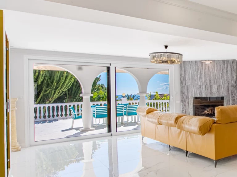 R5168227 | Detached Villa in Marbella – € 1,795,000 – 7 beds, 5.5 baths