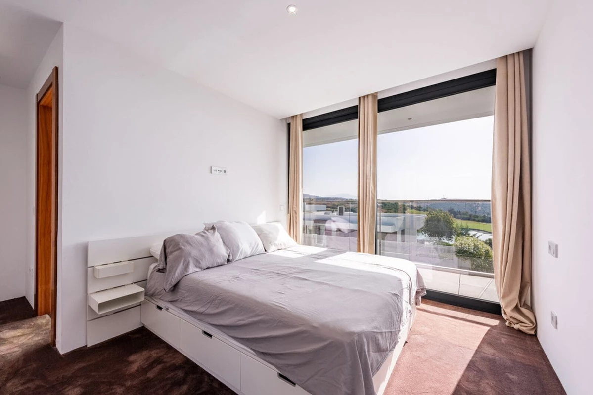 4-c23c0f86247804fa50226aecd8b0b2c8