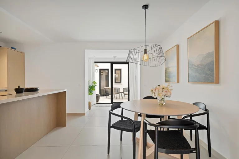 1-7980e48d732b6fc85c14b43b94d2aa54