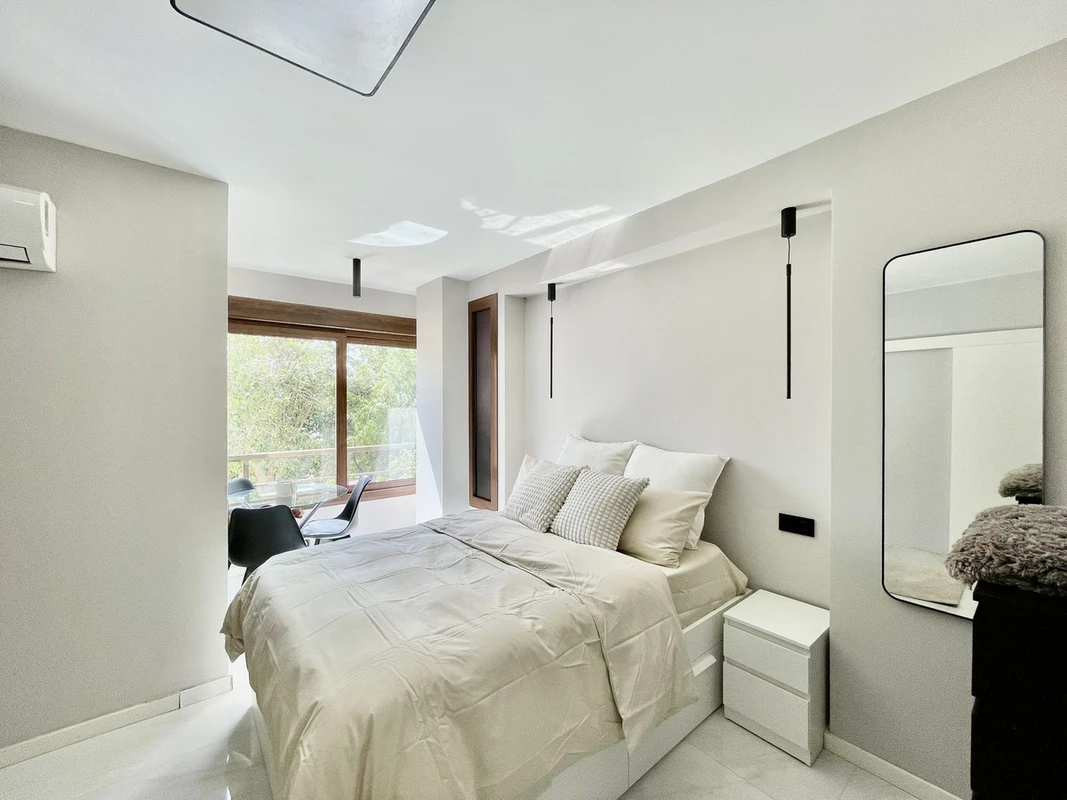 2-5bd7b9d04b45e33852eaf0ec6670150d