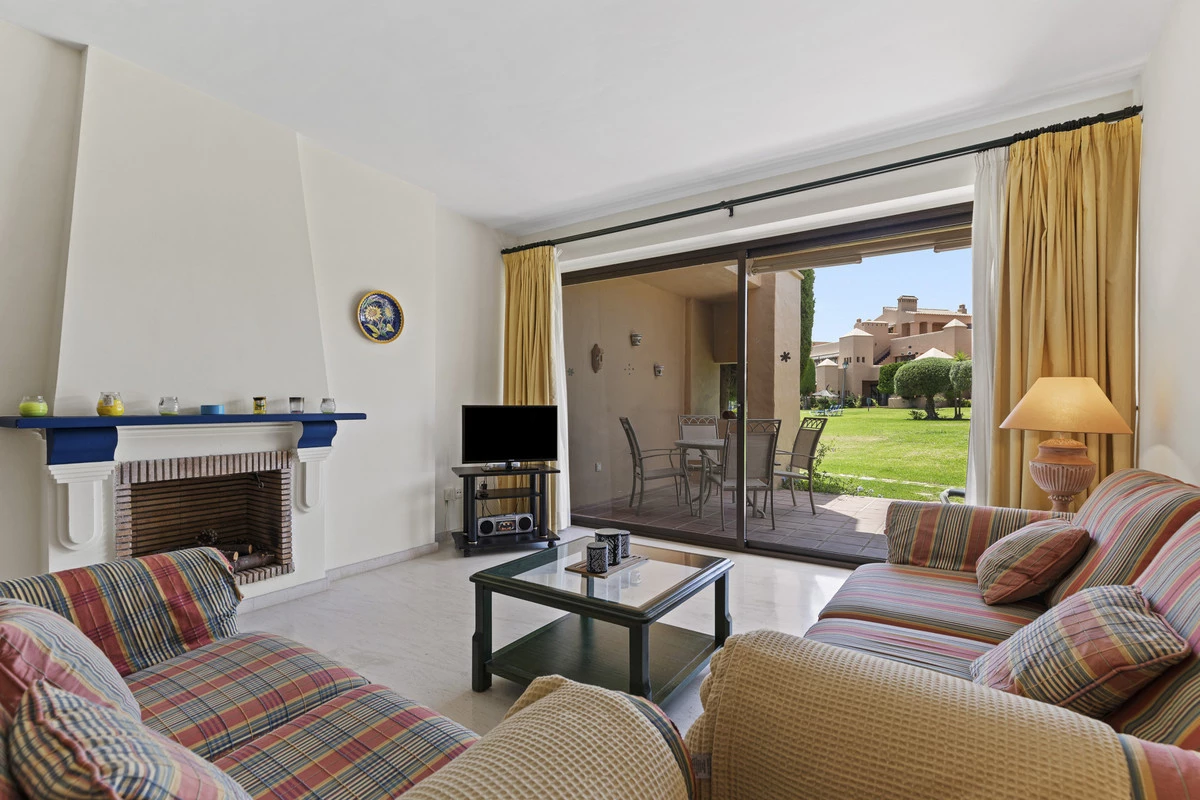 8-e64a9055bba3e77ac8aca3b893cdf826