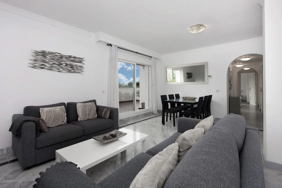 7-aa4cc561180b369757c0bb4af9886cd3