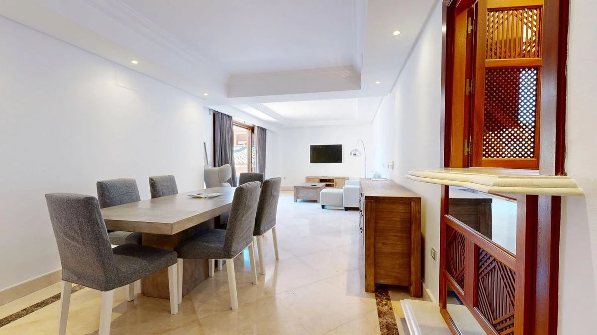 8-e64a9055bba3e77ac8aca3b893cdf826