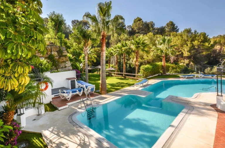 R4880947 | Townhouse in Marbella – € 560,000 – 3 beds, 2.5 baths