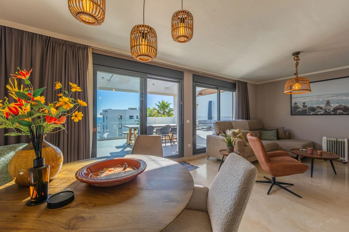 9-467d0cee5b725f3ef65f102a0c2e69c0