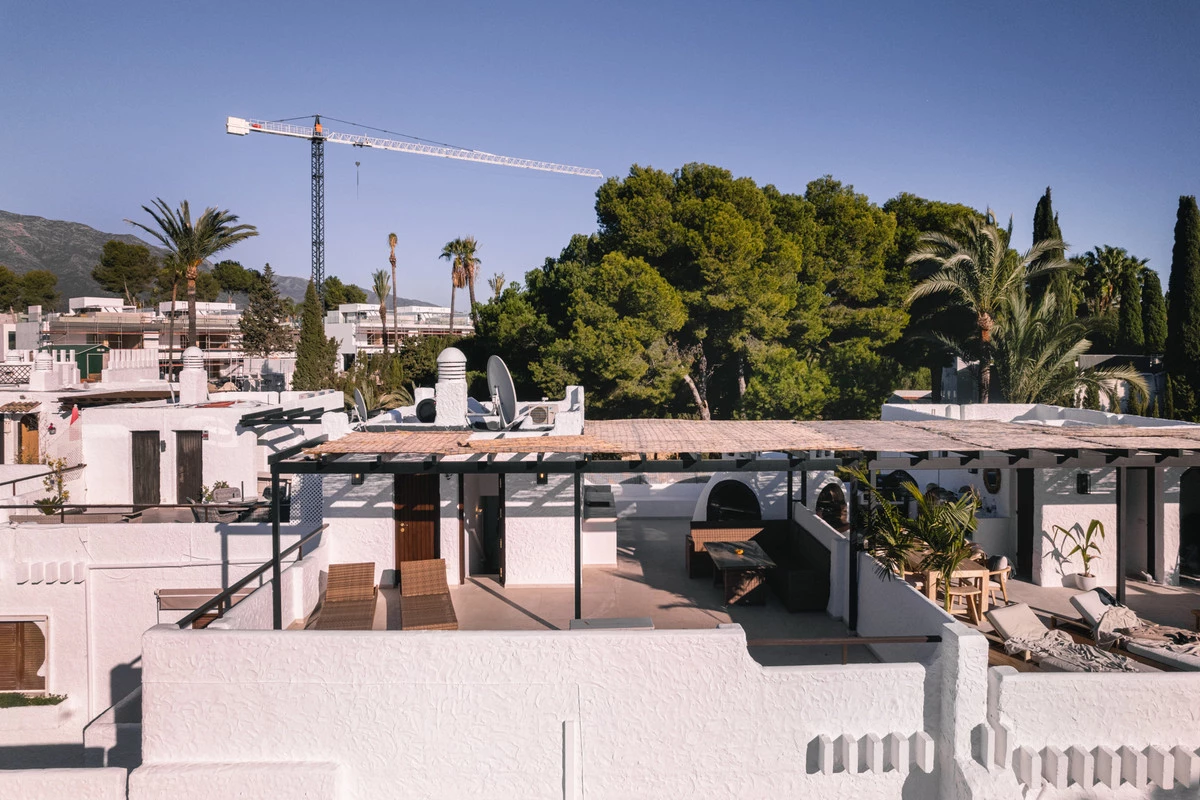 1-7980e48d732b6fc85c14b43b94d2aa54