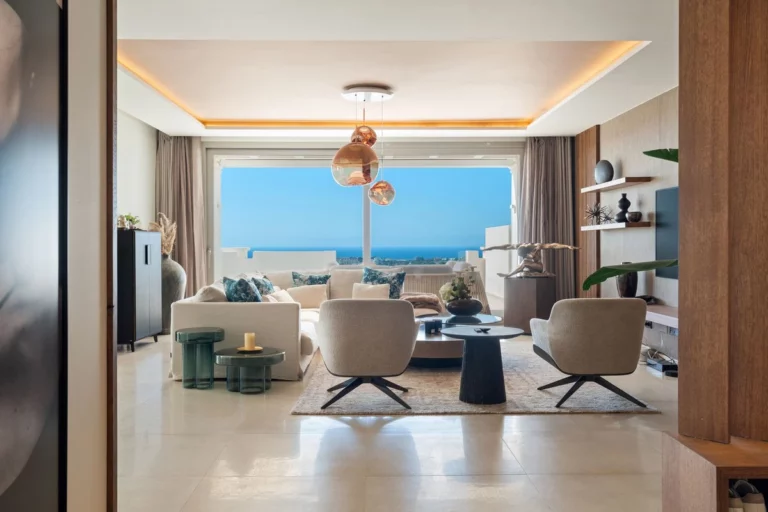 R4973818 | Penthouse in Nueva Andalucía – € 1,420,000 – 2 beds, 3 baths