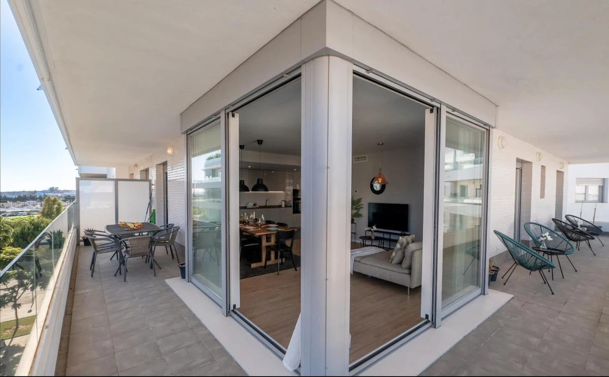 8-e64a9055bba3e77ac8aca3b893cdf826