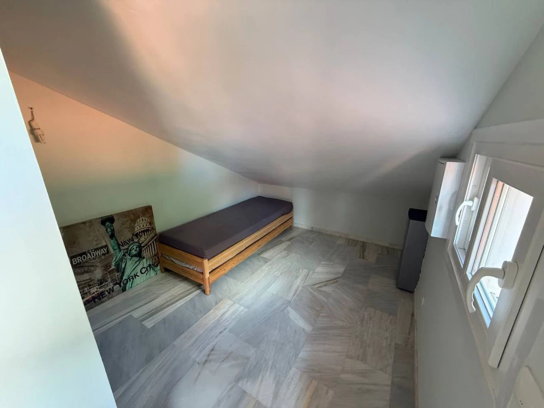 9-467d0cee5b725f3ef65f102a0c2e69c0