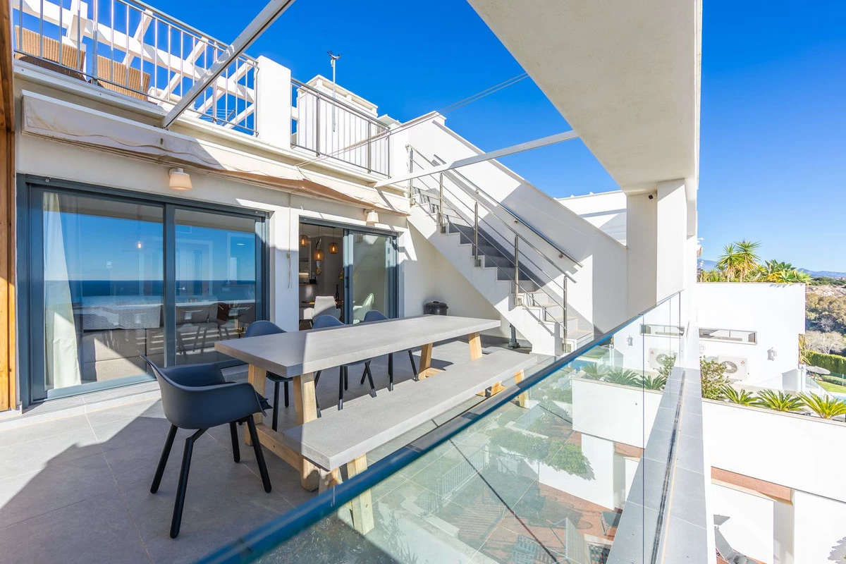 9-467d0cee5b725f3ef65f102a0c2e69c0