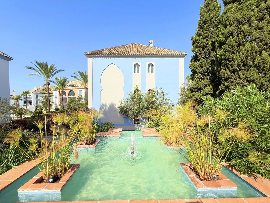 4-c23c0f86247804fa50226aecd8b0b2c8