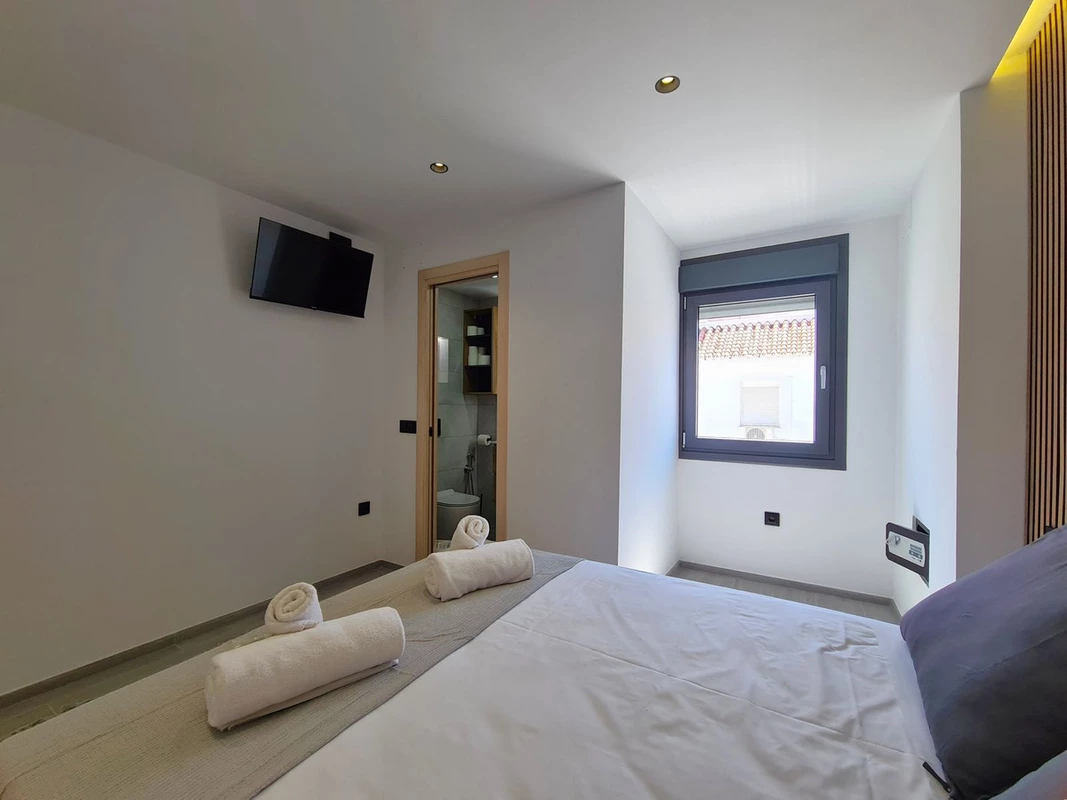 4-c23c0f86247804fa50226aecd8b0b2c8