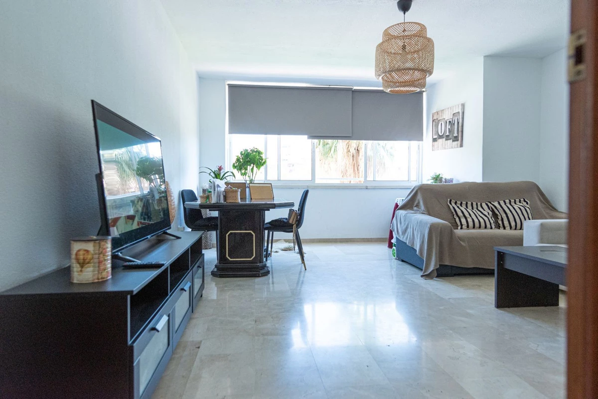 2-5bd7b9d04b45e33852eaf0ec6670150d