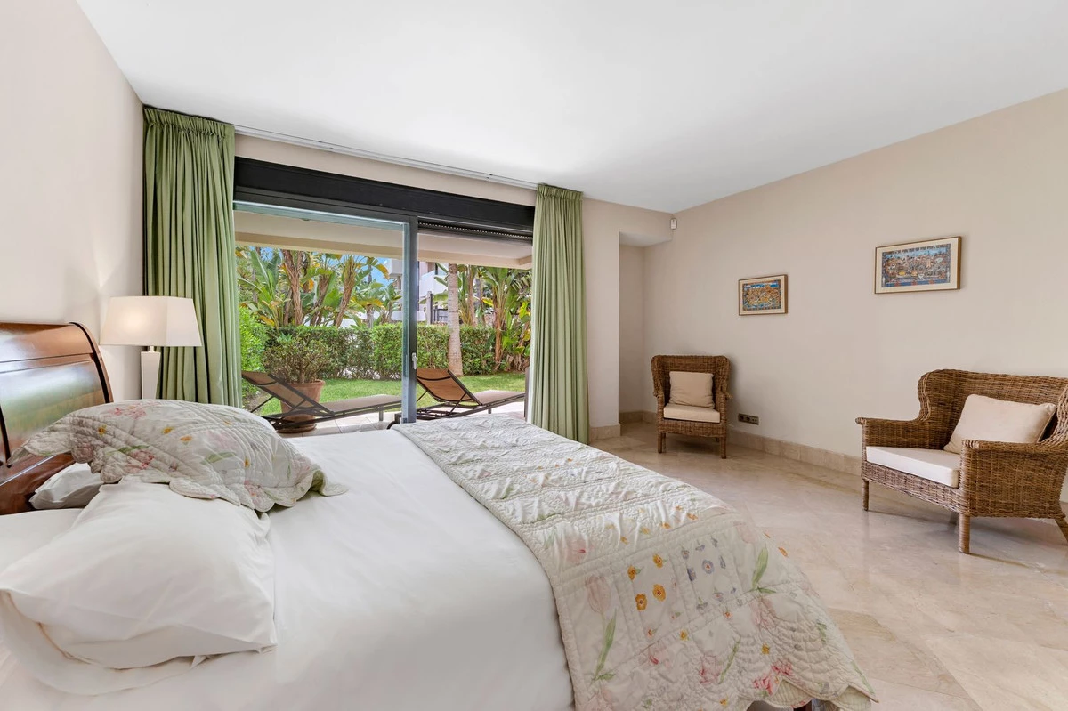 4-c23c0f86247804fa50226aecd8b0b2c8