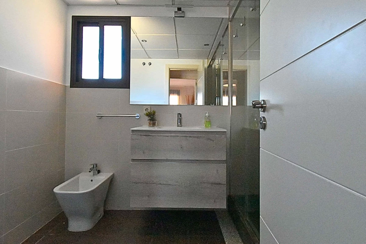 9-467d0cee5b725f3ef65f102a0c2e69c0