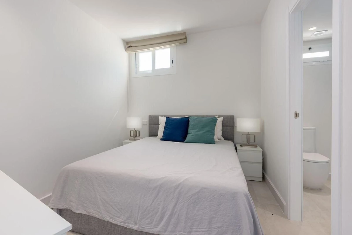 9-467d0cee5b725f3ef65f102a0c2e69c0