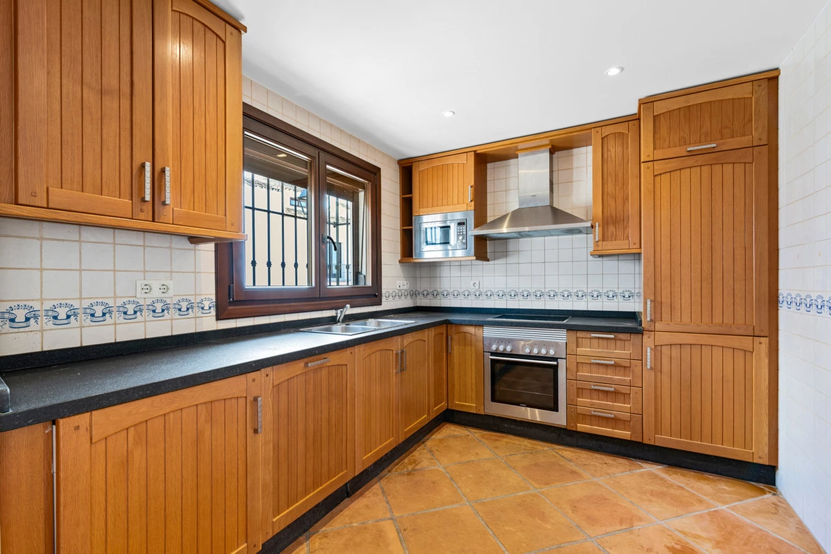 4-c23c0f86247804fa50226aecd8b0b2c8