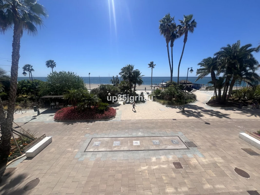 4-c23c0f86247804fa50226aecd8b0b2c8