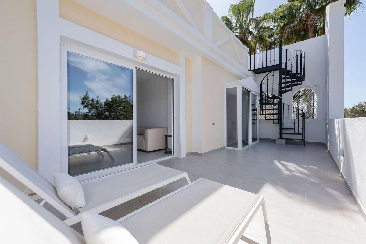 8-e64a9055bba3e77ac8aca3b893cdf826