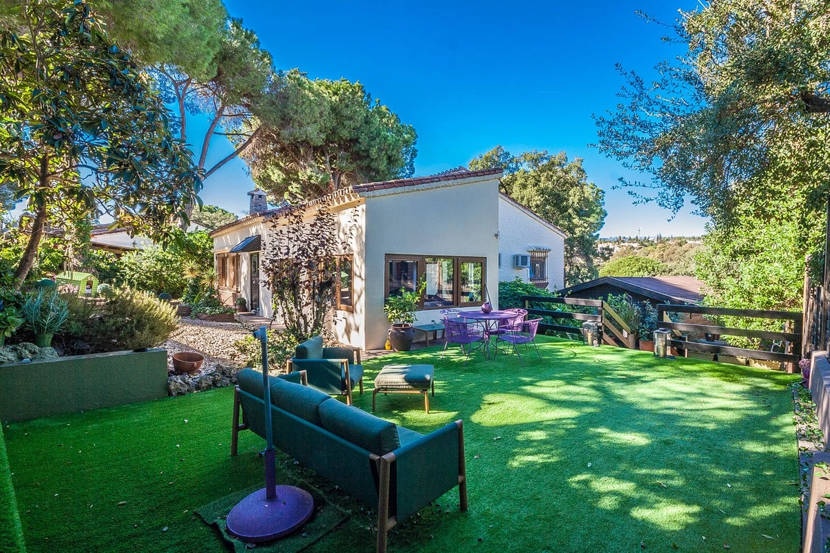 2-5bd7b9d04b45e33852eaf0ec6670150d