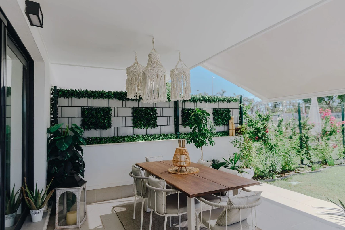 2-5bd7b9d04b45e33852eaf0ec6670150d