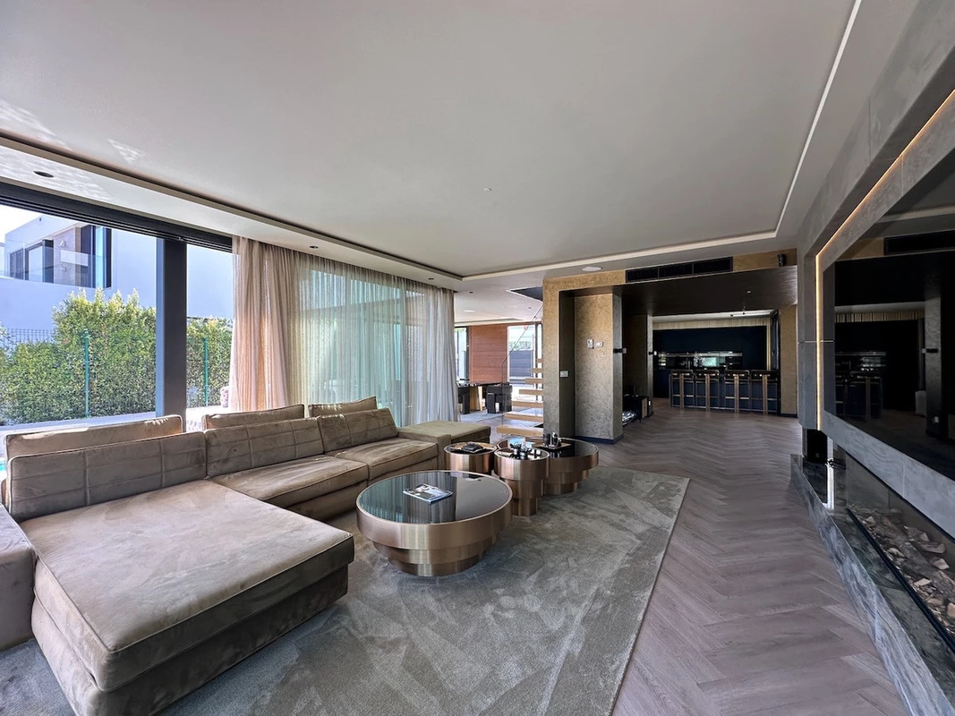 2-5bd7b9d04b45e33852eaf0ec6670150d