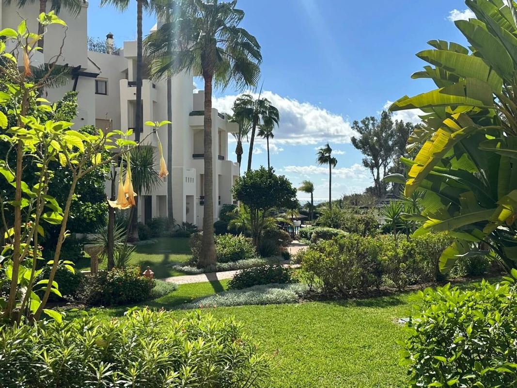 9-467d0cee5b725f3ef65f102a0c2e69c0