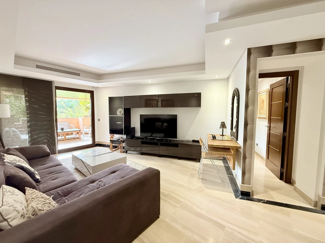 8-e64a9055bba3e77ac8aca3b893cdf826