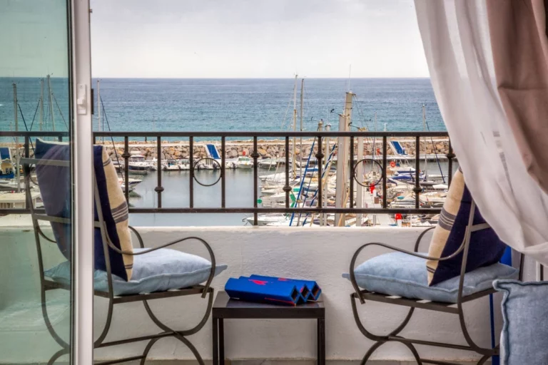 1-7980e48d732b6fc85c14b43b94d2aa54