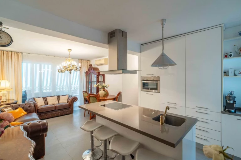 1-7980e48d732b6fc85c14b43b94d2aa54