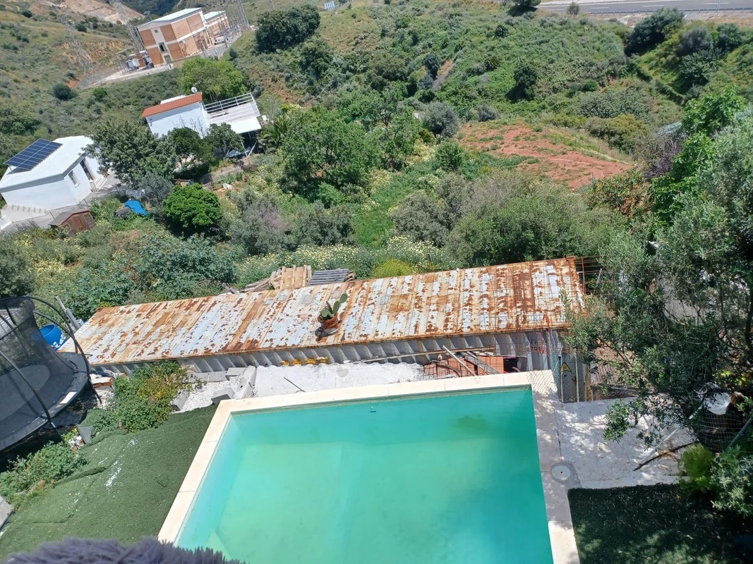 9-467d0cee5b725f3ef65f102a0c2e69c0