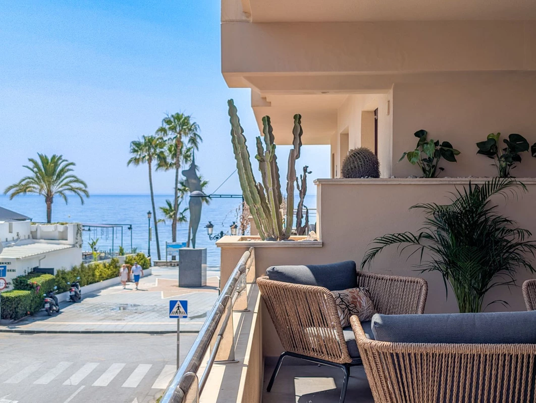 7-aa4cc561180b369757c0bb4af9886cd3