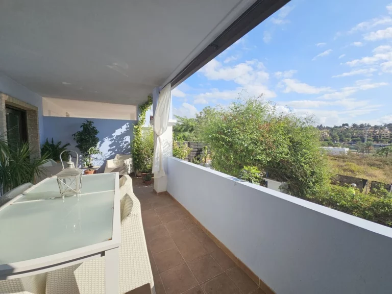 R5066731 | Townhouse in El Paraiso – € 550,000 – 4 beds, 3 baths