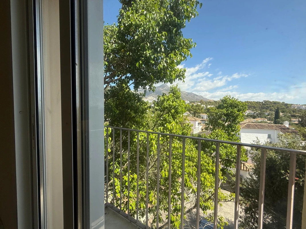 9-467d0cee5b725f3ef65f102a0c2e69c0